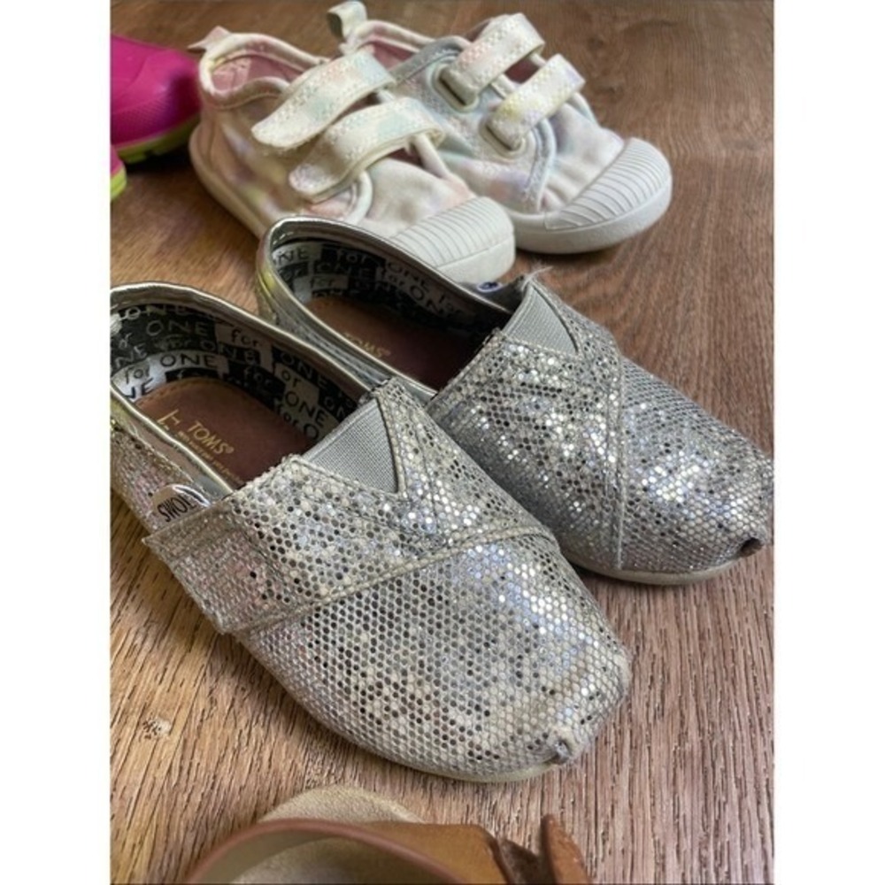 Crocs Toms Toddler Shoe Bundle Rubber Canvas Glitter Size 5 6 Mixed Lot - Picture 5 of 15